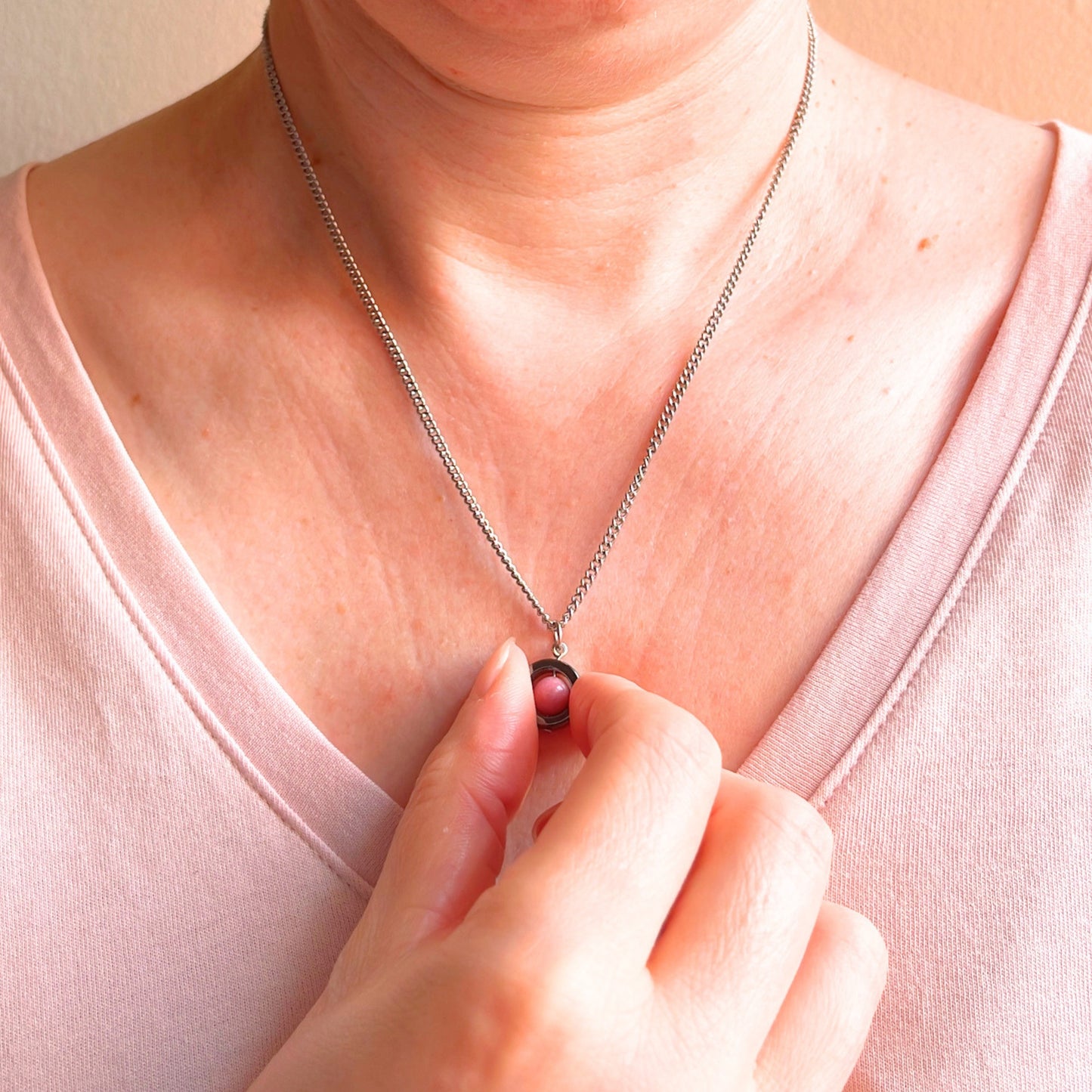 Rhodonite Fidget Spinner Necklace
