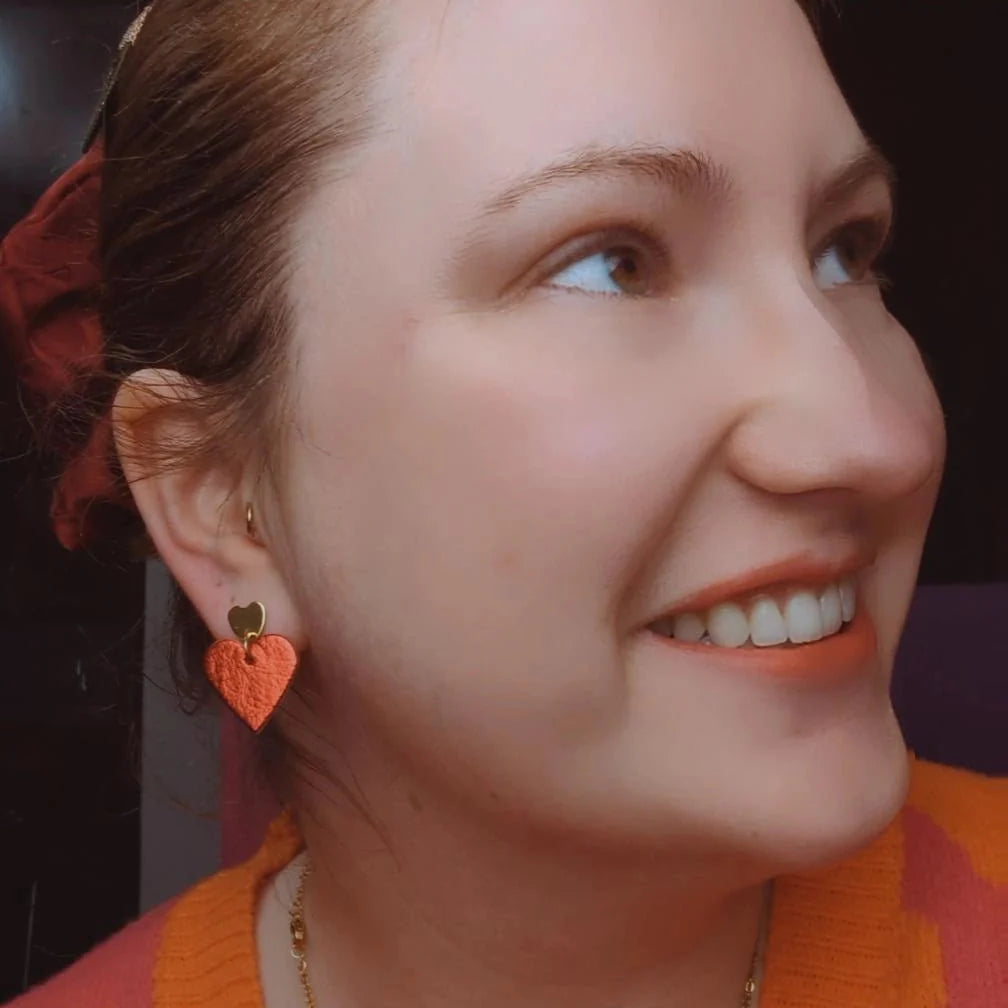 Lovestruck Leigh red mini heart stud earrings