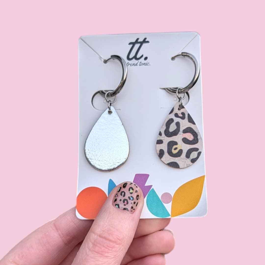 Double sided mini teardrop earrings